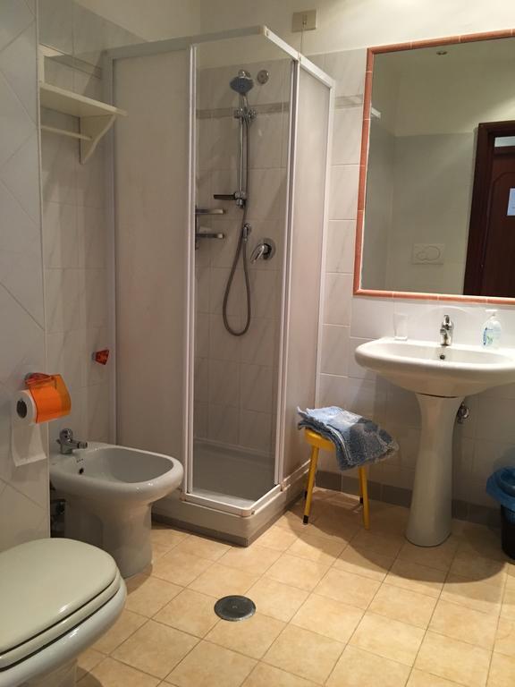 Casa Nostra Signora Hotel Isola Farnese Bagian luar foto