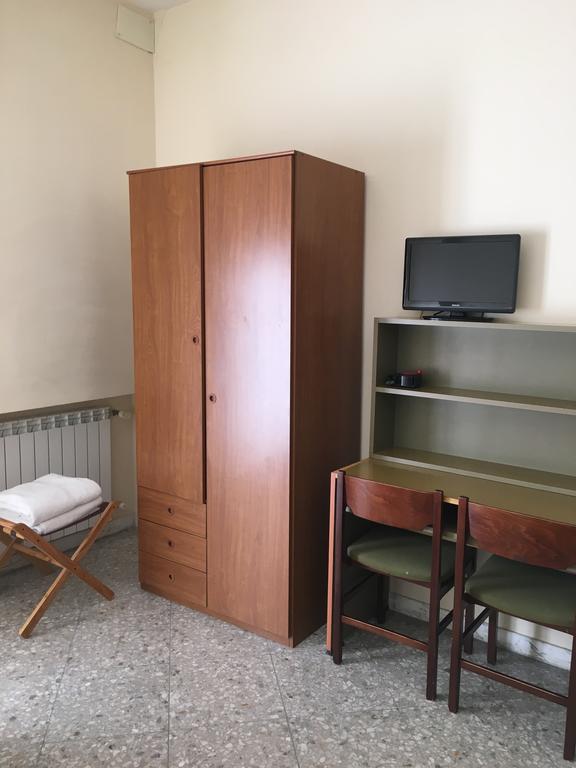 Casa Nostra Signora Hotel Isola Farnese Bagian luar foto